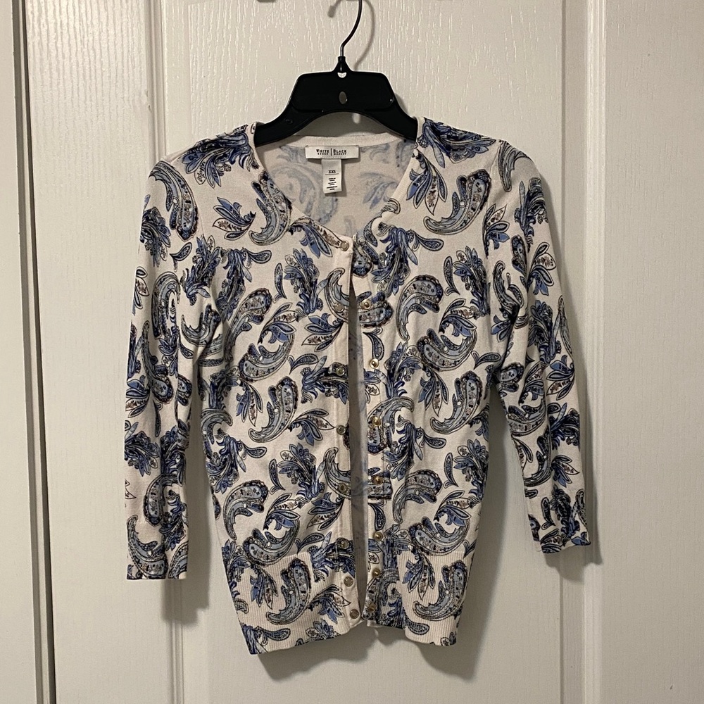 White House Black Market Blue and White Paisley Cardigan (XXS)
